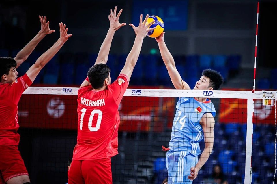 上不够流畅, 惜败美国队