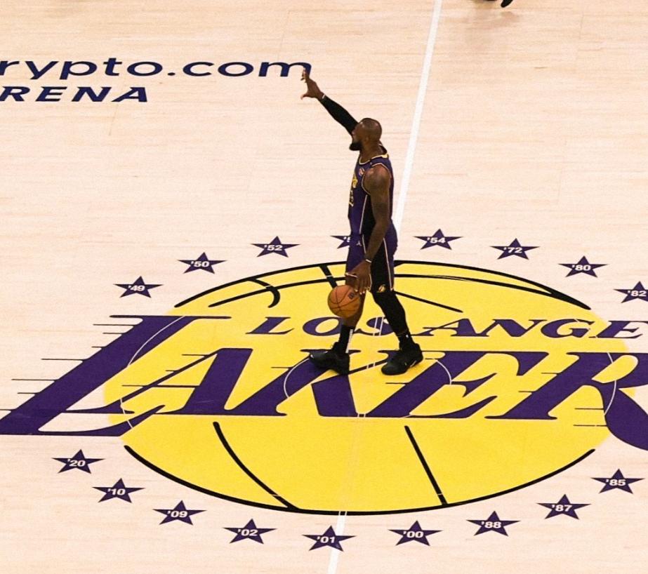 src, 里夫斯, 八村垒 src, 里夫斯, 八村垒