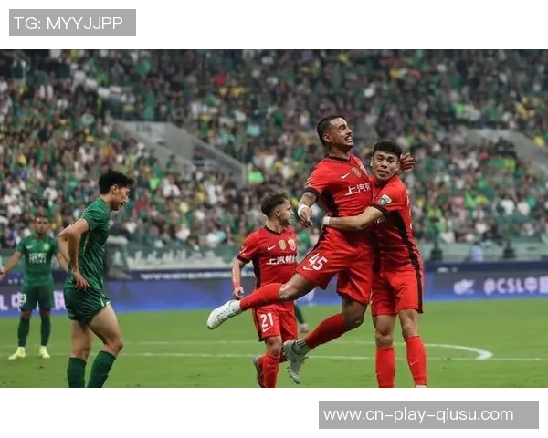 海港夺冠欠好说了，大连利好，五大外援+主场优势，全力阻击海港